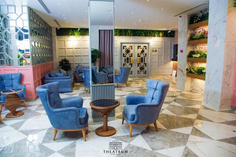 Theatrum Hotel Bakú Exterior foto The atrium